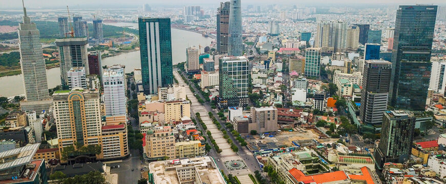Giá căn hộ ven TP HCM tăng "sốc"