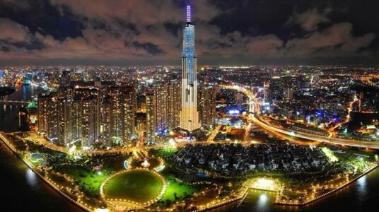 Thị trường văn phòng TPHCM 2020: Điều chỉnh và lấy đà cho năm 2021