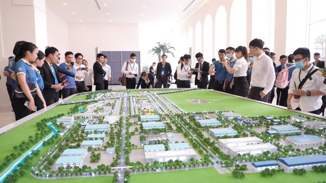 Vì sao giới đầu tư vẫn đang miệt mài "săn" bất động sản Long An?