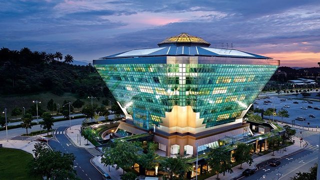 Tòa nhà kim cương siêu tiết kiệm năng lượng ở Malaysia
