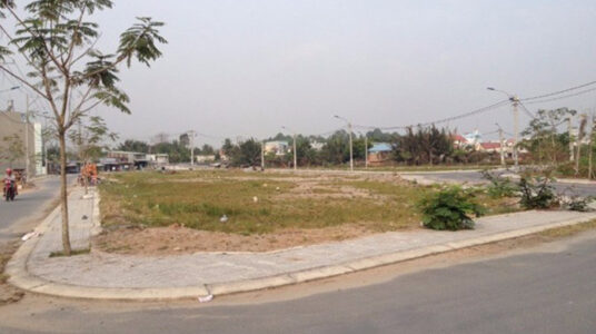Đất nền tỉnh hấp thụ tốt trong mùa dịch