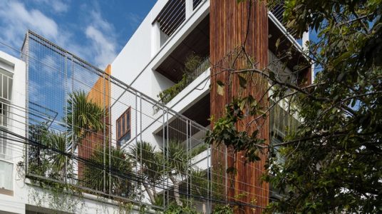 Ngôi nhà rộng 350 m2 có vườn rau, ao cá tuyệt đẹp ở Nha Trang