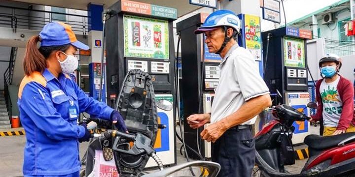 Giá xăng dầu hôm nay 24.10.2021: Giữ đà tăng, lập đỉnh mới