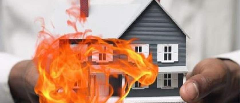Khi xảy ra hỏa hoạn, chủ nhà hay người thuê trọ phải bồi thường?