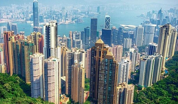 Thời đại dịch, mua nhà hạng sang được hưởng tiện ích y tế cao cấp “trong mơ”