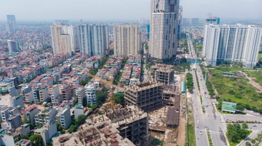 Nhà đầu tư căn hộ xả hàng chuyển sang buôn đất