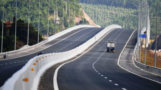 Thu hồi đất để làm đường, cây trồng trên đất có được bồi thường?