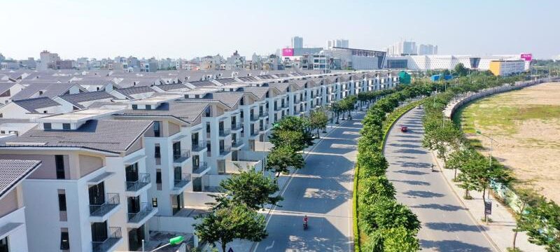 Nguyên nhân nhà xây sẵn ở Hà Nội và TP HCM đồng loạt tăng giá