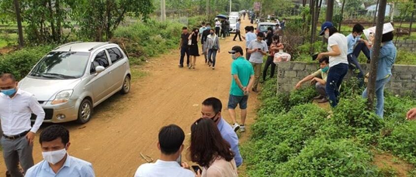 Giao dịch đất nền tại những khu vực từng “nóng” giờ ra sao?