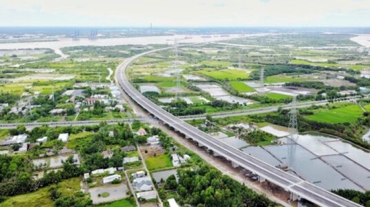 Long An ra văn bản ngăn chặn tình trạng đẩy giá đất