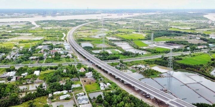 Long An ra văn bản ngăn chặn tình trạng đẩy giá đất