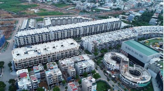 Biến động trong tâm lý của nhà đầu tư bất động sản: Khi niềm tin lung lay?