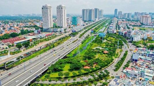 Những nhà đầu tư có sẵn tiền mặt đang “cứu rỗi” thị trường BĐS?