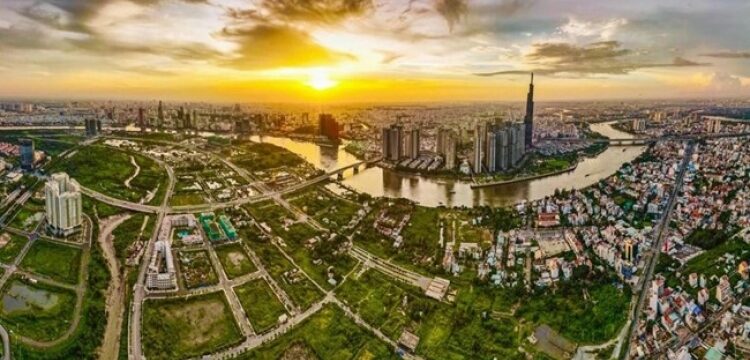 "Thị trường BĐS Việt Nam năm 2022 phát triển bất thường và có sự khác biệt so với thế giới và khu vực"