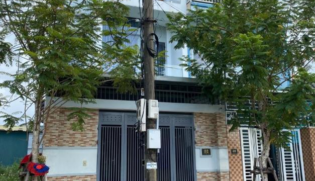 Cách hóa giải nhà đối diện cột điện, trụ đèn, trụ cao thế