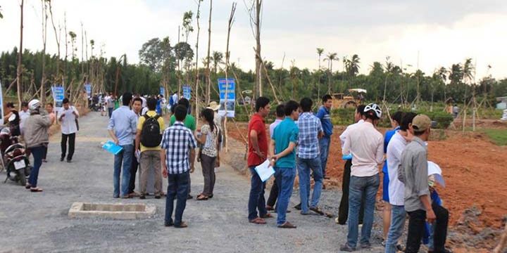 Giá bán bất động sản cắt lỗ “nhốn nháo”