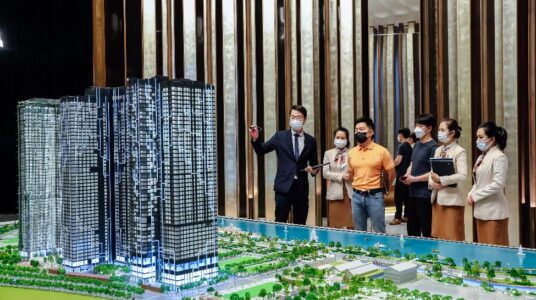 Đây là lý do vì sao chung cư bán chậm nhưng giá vẫn khó hạ