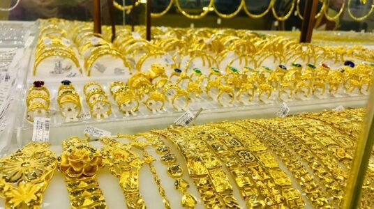 Giá vàng trong nước và thế giới đồng loạt giảm